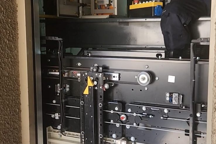 Atahualpa. remodelacion de puerta